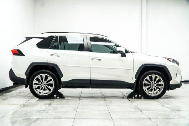 2020 Toyota RAV4 Limited FWD - 23068675 - 6