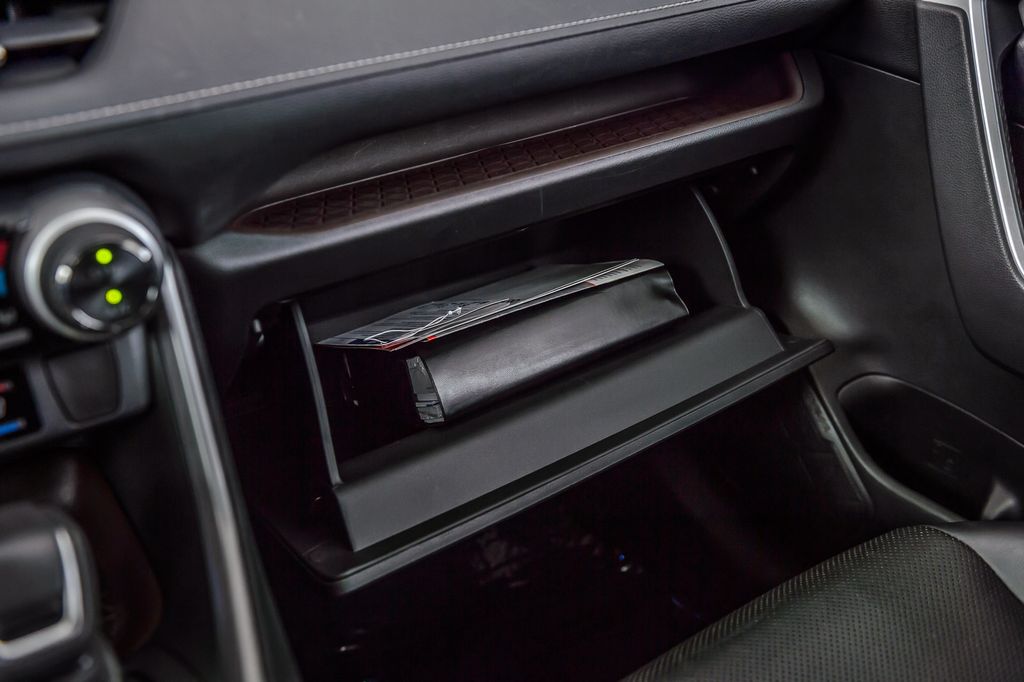 2020 Toyota RAV4 RAV4 LIMITED - NAV - BACKUP CAM - SUPER CLEAN - MUST SEE - 22947145 - 33