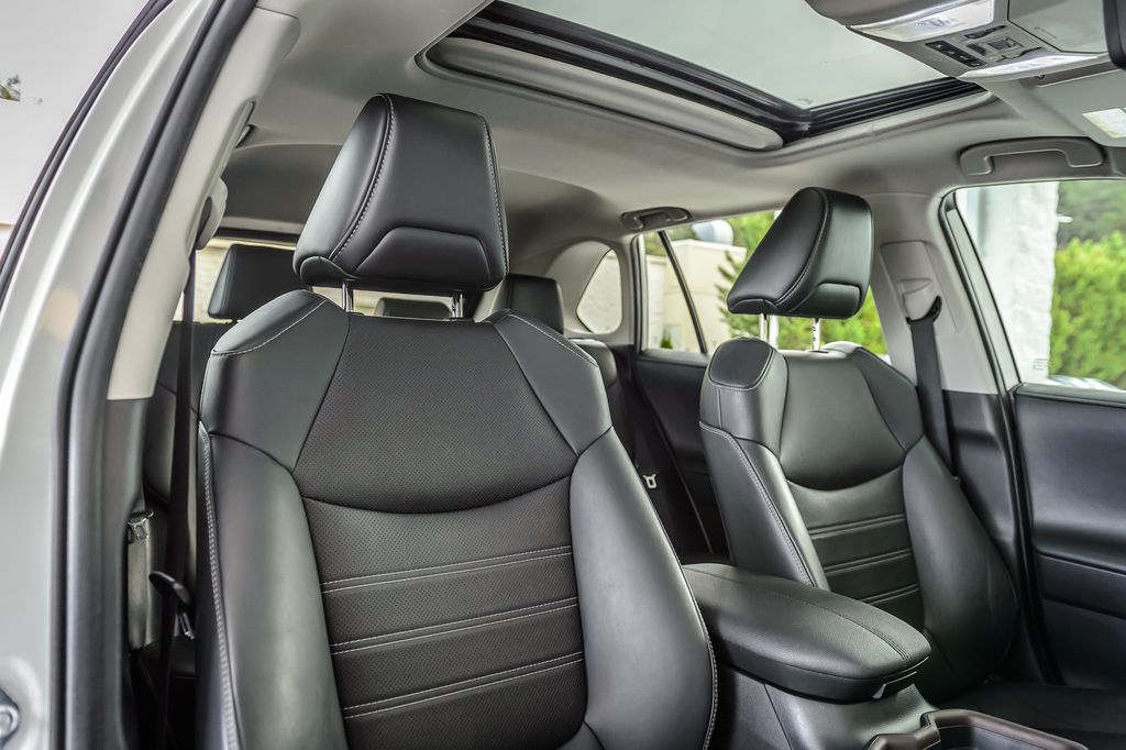 2020 Toyota RAV4 RAV4 LIMITED - NAV - BACKUP CAM - SUPER CLEAN - MUST SEE - 22947145 - 36