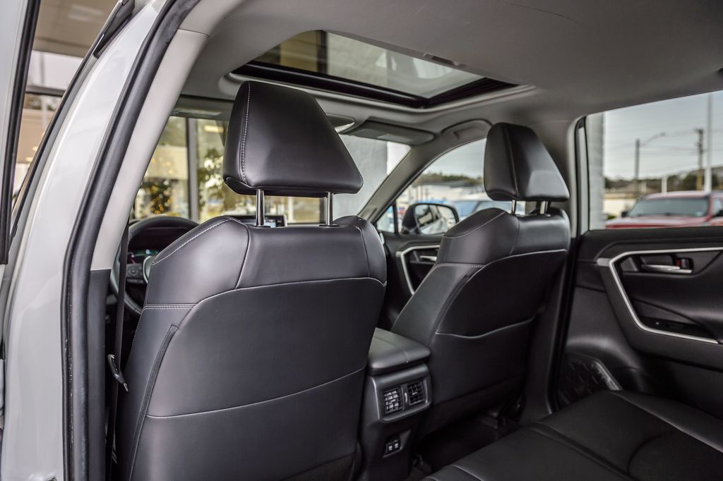 2020 Toyota RAV4 RAV4 LIMITED - NAV - BACKUP CAM - SUPER CLEAN - MUST SEE - 22947145 - 40