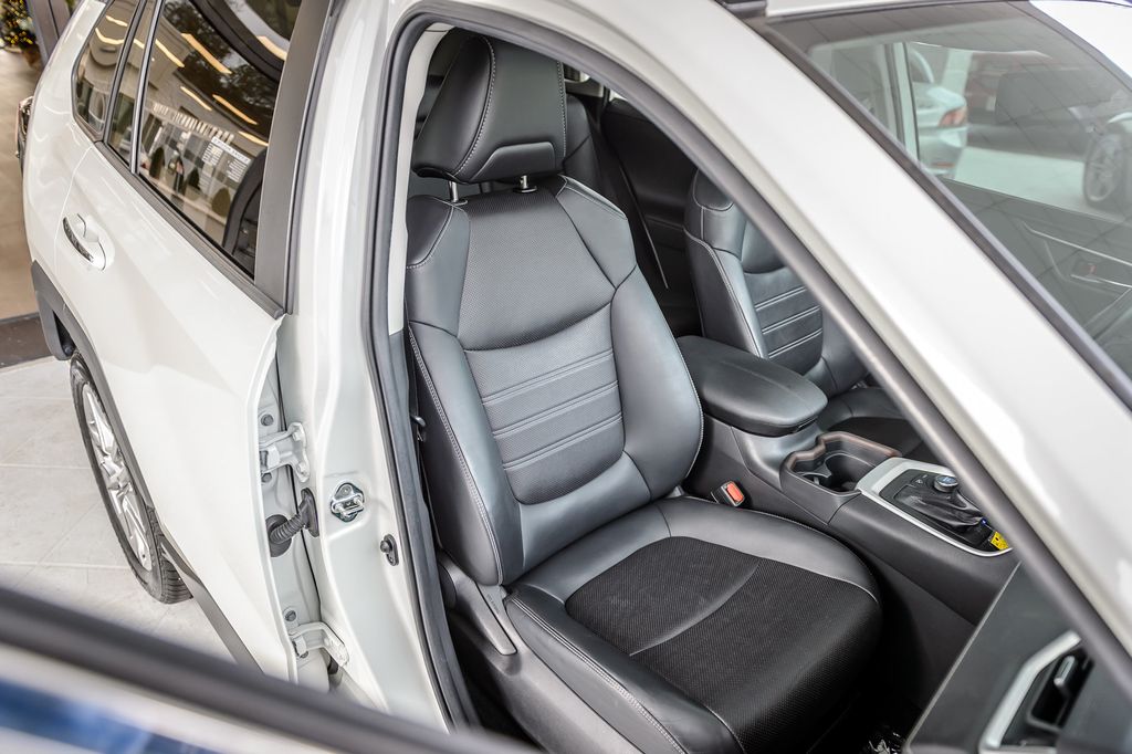 2020 Toyota RAV4 RAV4 LIMITED - NAV - BACKUP CAM - SUPER CLEAN - MUST SEE - 22947145 - 43