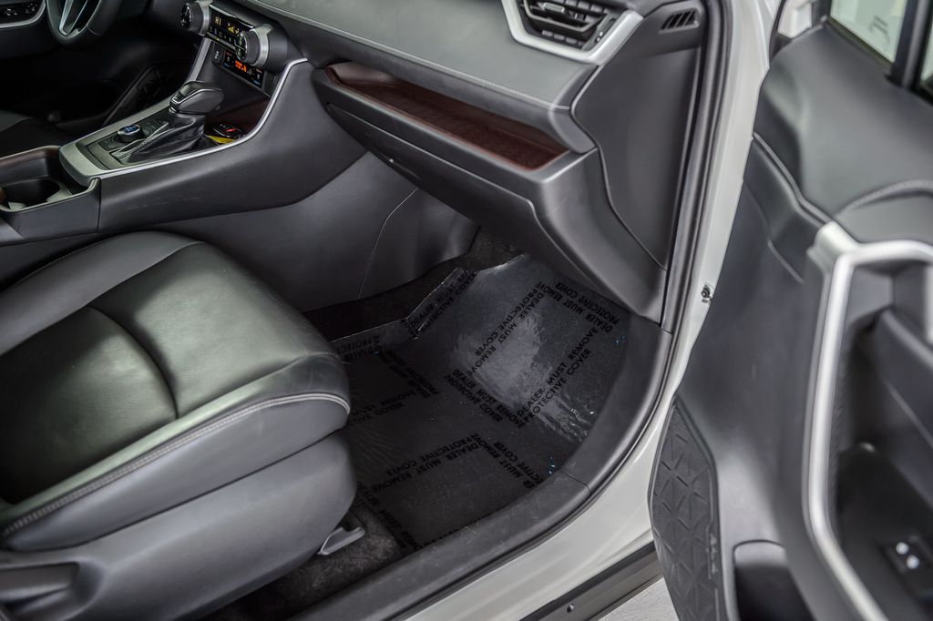 2020 Toyota RAV4 RAV4 LIMITED - NAV - BACKUP CAM - SUPER CLEAN - MUST SEE - 22947145 - 44