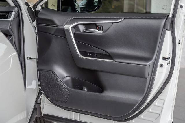 2020 Toyota RAV4 RAV4 LIMITED - NAV - BACKUP CAM - SUPER CLEAN - MUST SEE - 22947145 - 51