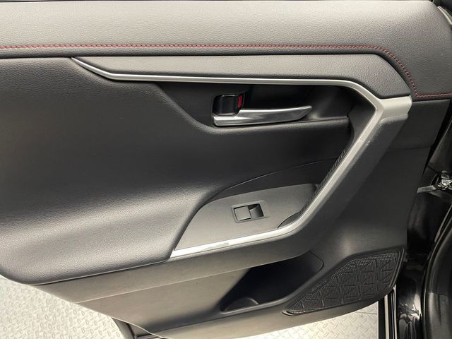 2020 Toyota RAV4 TRD Off Road AWD - 22955829 - 32