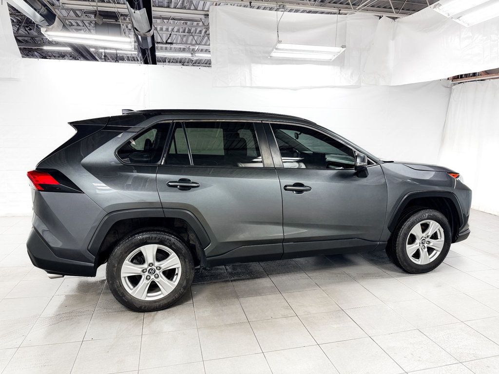 2020 Toyota RAV4 XLE - 23016996 - 6