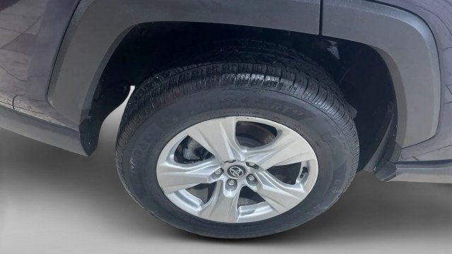2020 Toyota RAV4 XLE AWD - 23025265 - 22