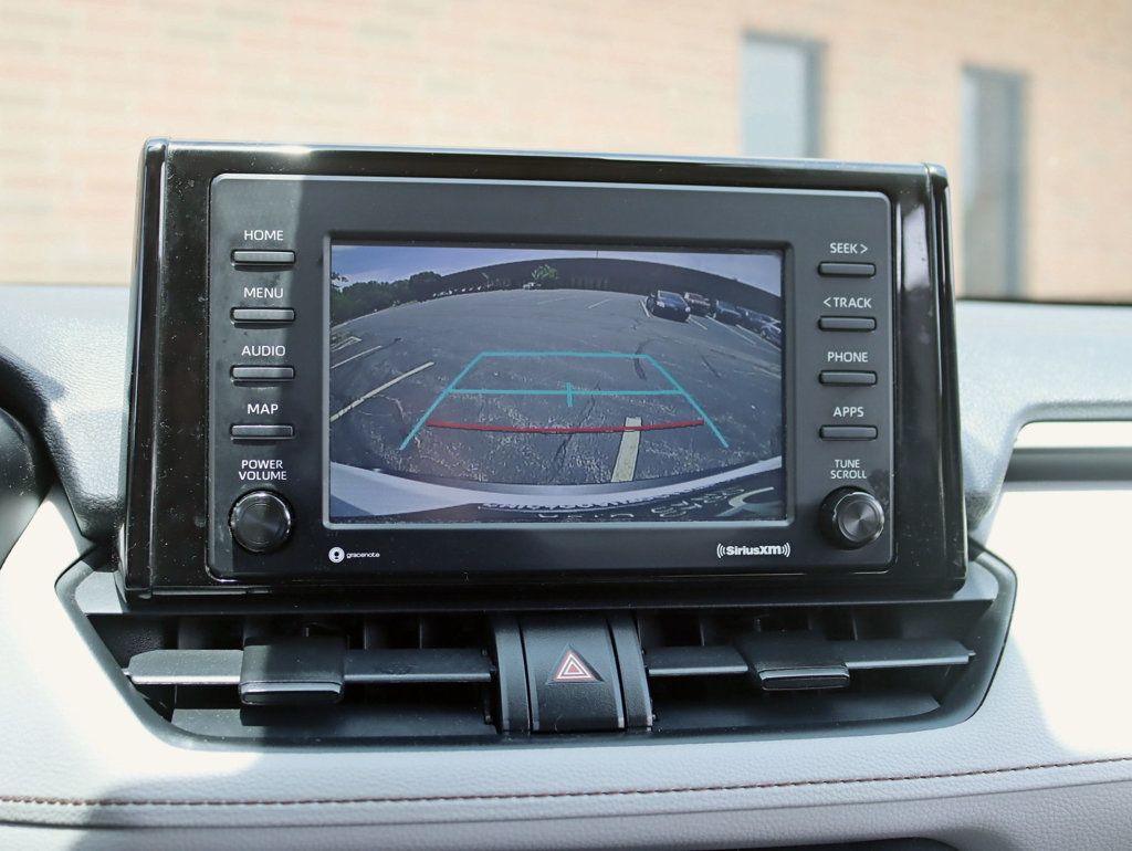 2020 Toyota RAV4 XLE AWD - 23036362 - 14