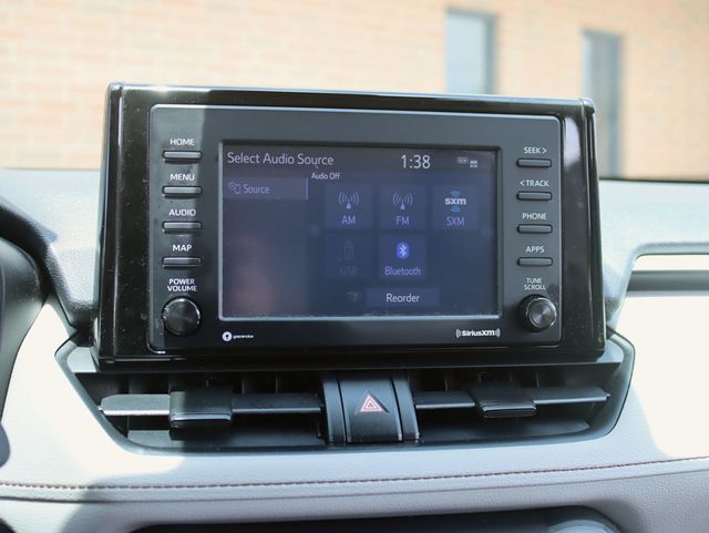 2020 Toyota RAV4 XLE AWD - 23036362 - 15