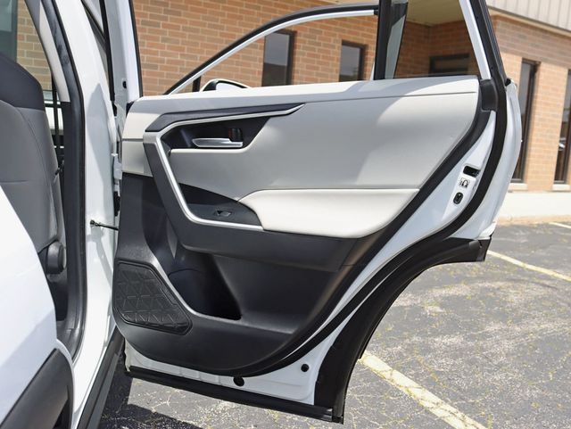2020 Toyota RAV4 XLE AWD - 23036362 - 27
