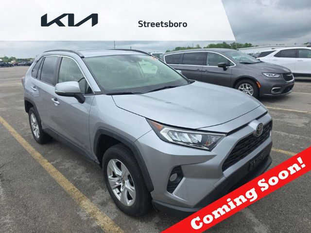 2020 Toyota RAV4 XLE AWD - 23043201 - 0
