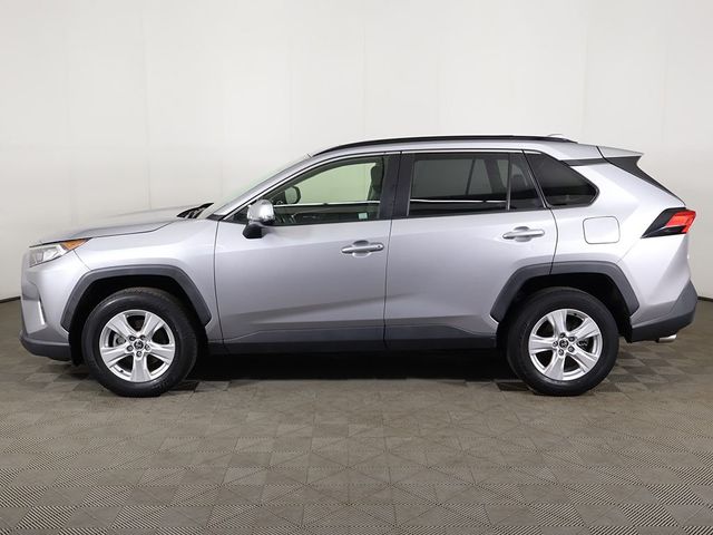 2020 Toyota RAV4 XLE AWD - 23043201 - 17