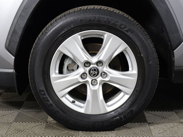 2020 Toyota RAV4 XLE AWD - 23043201 - 22