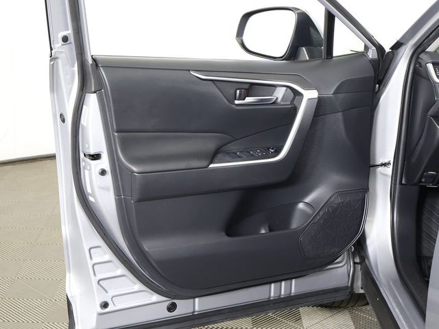 2020 Toyota RAV4 XLE AWD - 23043201 - 23