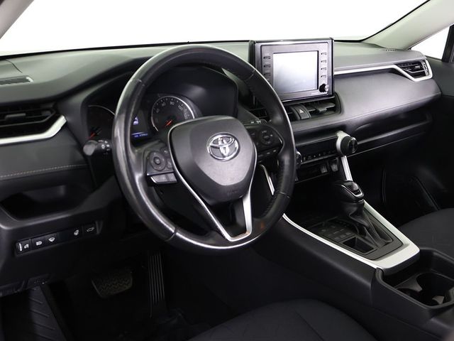 2020 Toyota RAV4 XLE AWD - 23043201 - 27