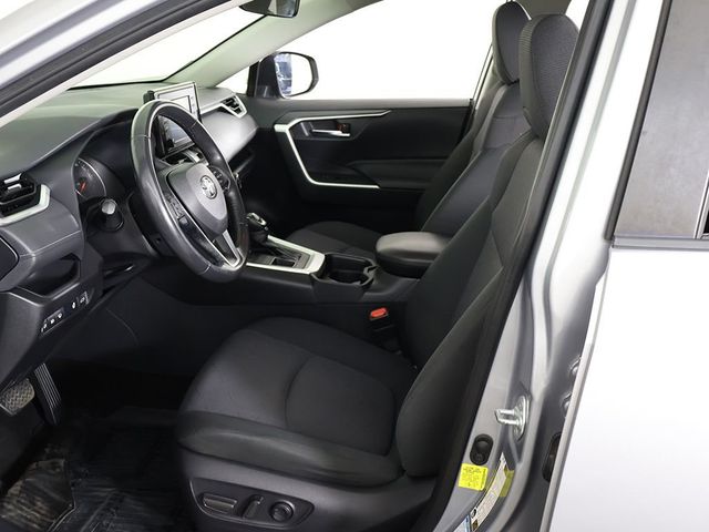 2020 Toyota RAV4 XLE AWD - 23043201 - 29