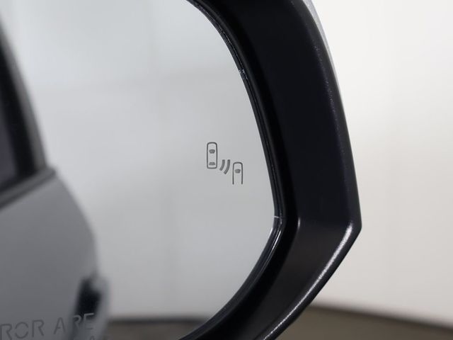 2020 Toyota RAV4 XLE AWD - 23043201 - 37
