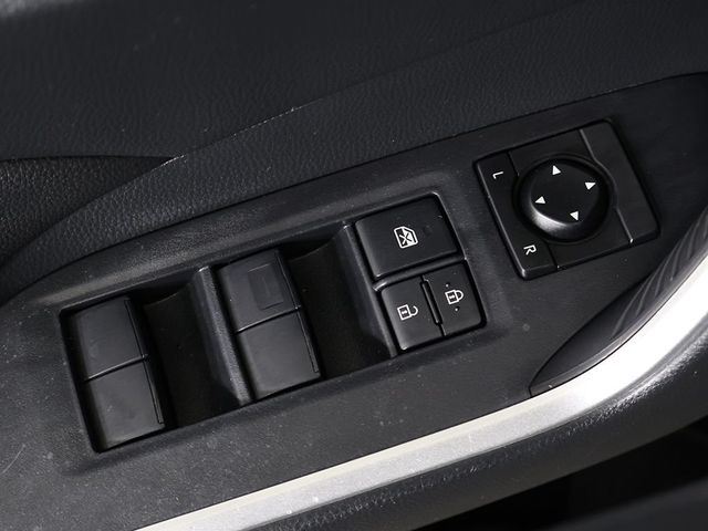 2020 Toyota RAV4 XLE AWD - 23043201 - 38