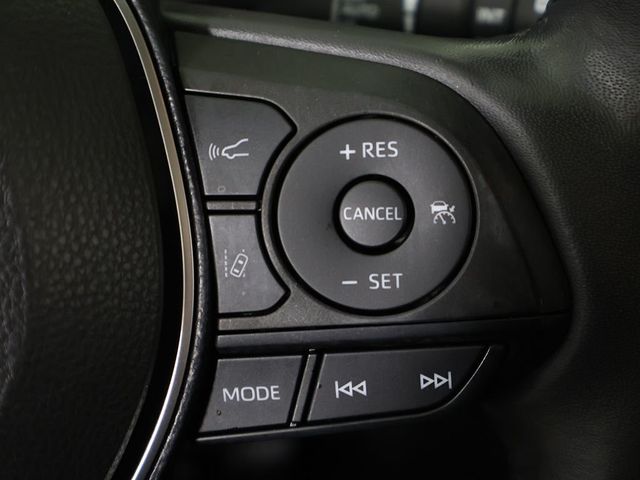 2020 Toyota RAV4 XLE AWD - 23043201 - 44