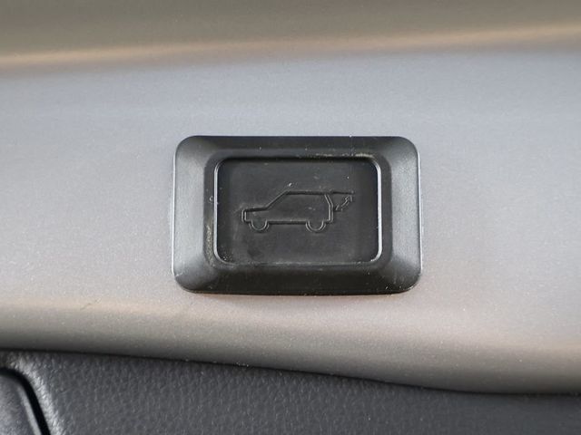 2020 Toyota RAV4 XLE AWD - 23043201 - 56