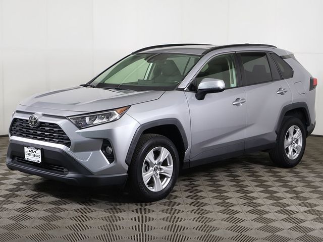 2020 Toyota RAV4 XLE AWD - 23043201 - 8