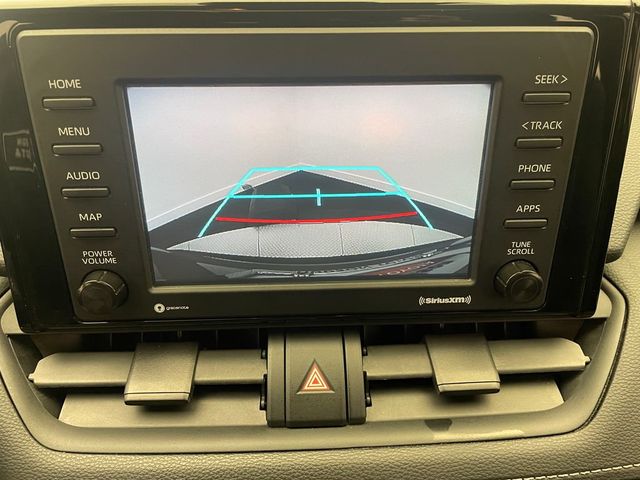 2020 Toyota RAV4 XLE AWD - 22937633 - 25