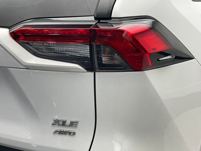 2020 Toyota RAV4 XLE AWD - 22973041 - 42