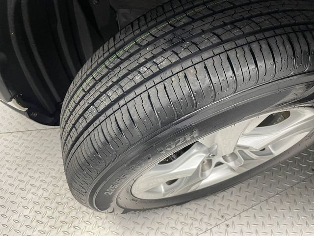 2020 Toyota RAV4 XLE AWD - 22973041 - 46