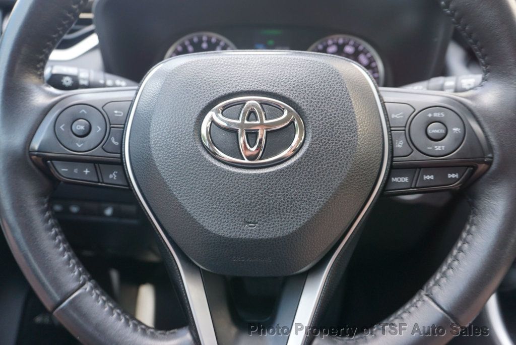 2020 Toyota RAV4 XLE AWD - 22598244 - 26