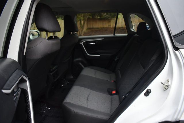 2020 Toyota RAV4 XLE FWD - 22999394 - 26
