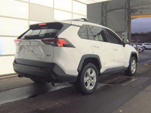 2020 Toyota RAV4 XLE FWD - 22999394 - 3