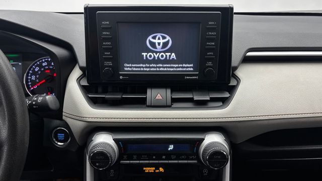 2020 Toyota RAV4 XLE FWD - 23034747 - 18