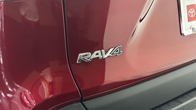2020 Toyota RAV4 XLE FWD - 23034747 - 5
