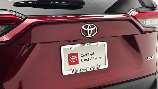 2020 Toyota RAV4 XLE FWD - 23034747 - 6