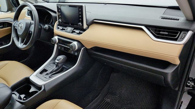 2020 Toyota RAV4 XLE Premium AWD with JBL Audio Plus & Weather Package - 22941116 - 24