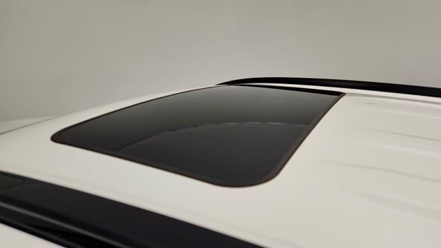 2020 Toyota RAV4 XLE with Convenience Package - 22965748 - 9