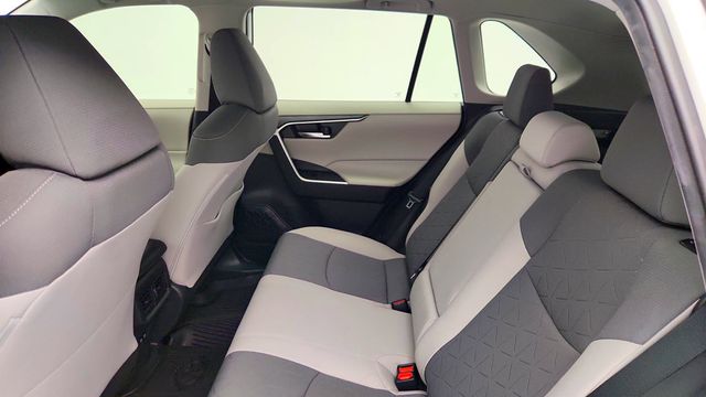 2020 Toyota RAV4 XLE with Convenience Package - 22965748 - 20