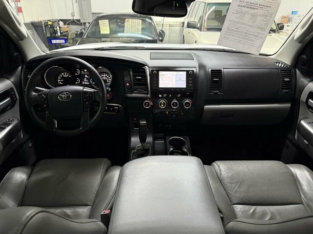 2020 Toyota Sequoia Limited Pkg/Heated Leather Seats/Saftey&Convenience Pkg - 23091678 - 11