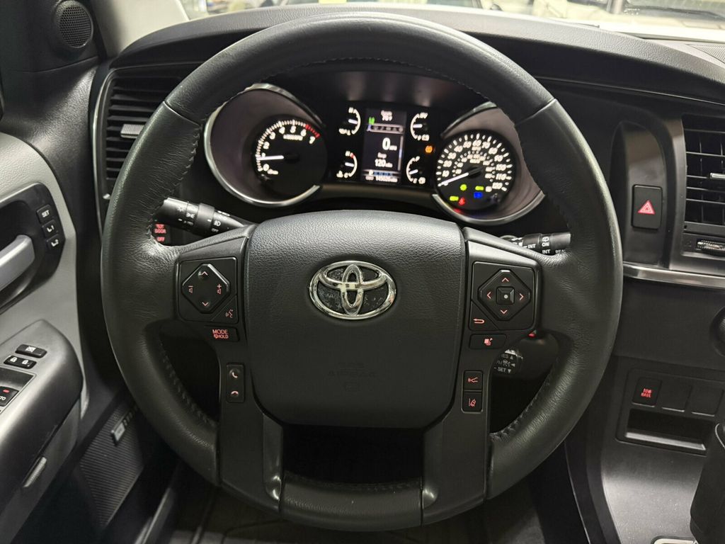 2020 Toyota Sequoia Limited Pkg/Heated Leather Seats/Saftey&Convenience Pkg - 23091678 - 14