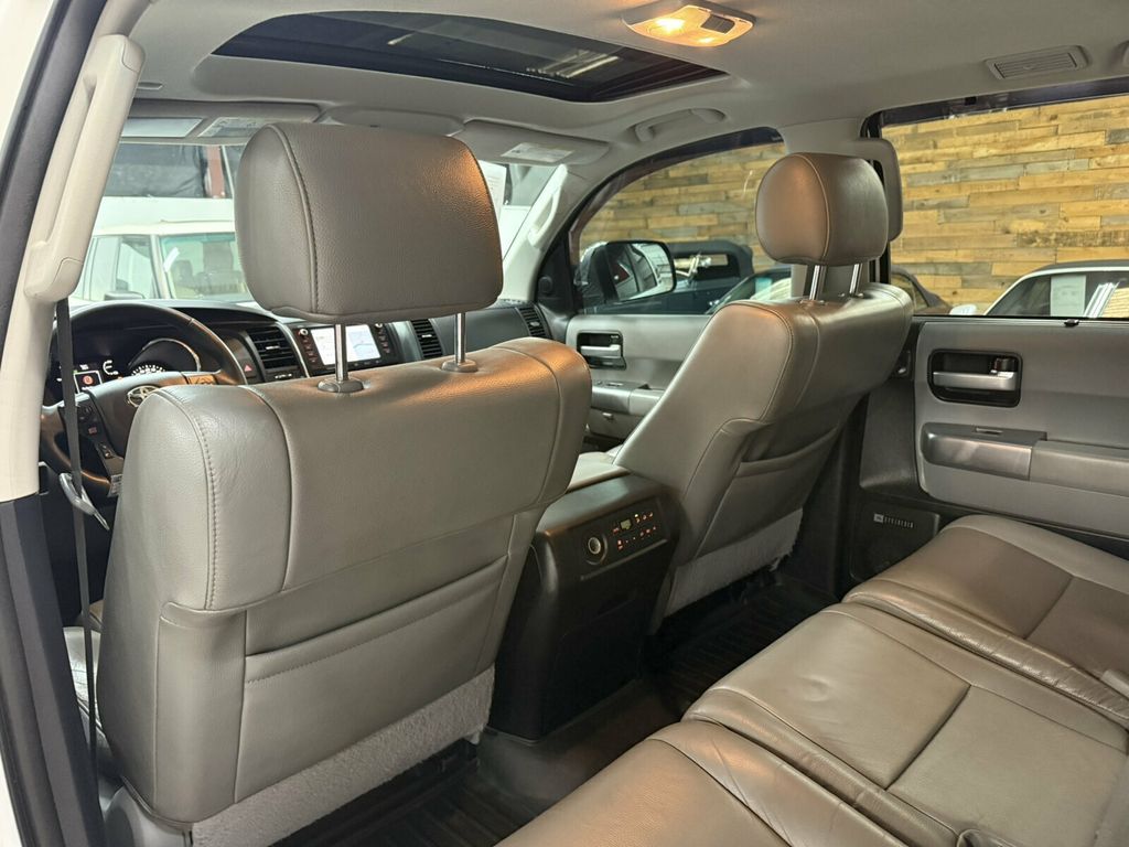 2020 Toyota Sequoia Limited Pkg/Heated Leather Seats/Saftey&Convenience Pkg - 23091678 - 20