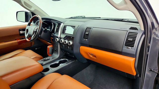 2020 Toyota Sequoia Platinum - 23013534 - 26