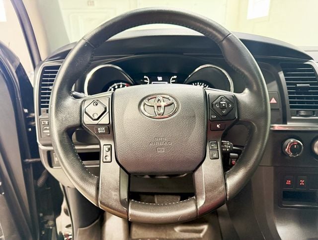 2020 Toyota Sequoia TRD Pro photo 10