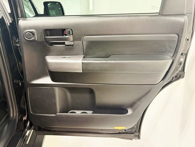 2020 Toyota Sequoia TRD Pro photo 44