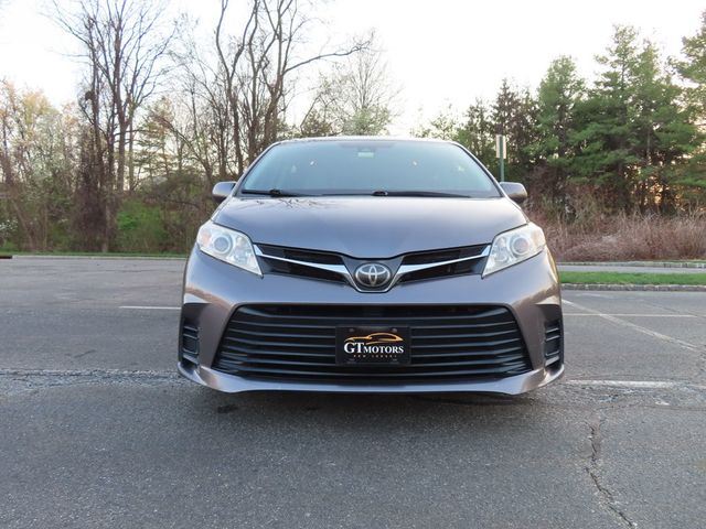 2020 Toyota Sienna 2020 TOYOTA SIENNA LE 7-PASSENGER - 23007518 - 1