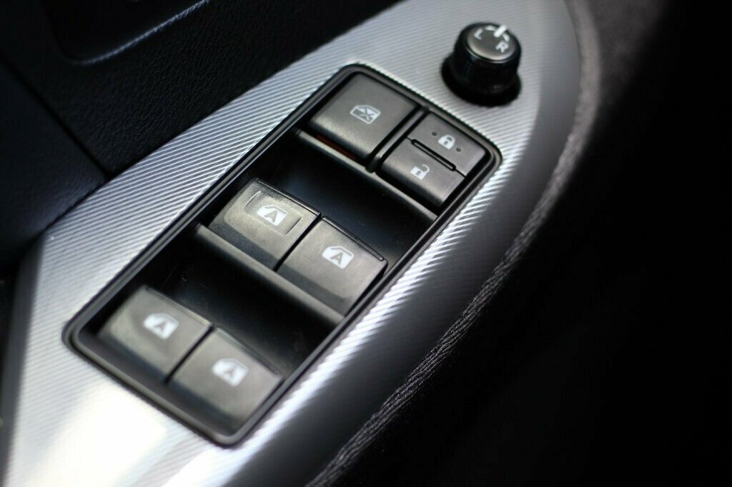 2020 Toyota Sienna SE Premium photo 21