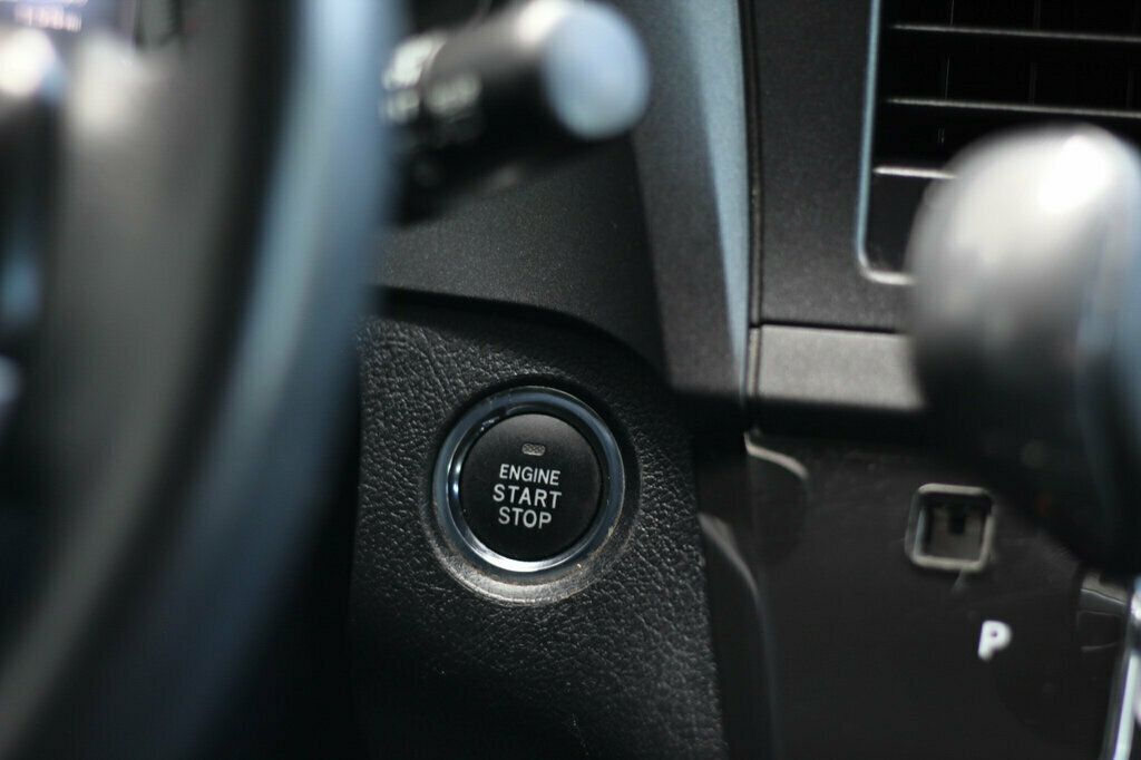 2020 Toyota Sienna SE Premium photo 29
