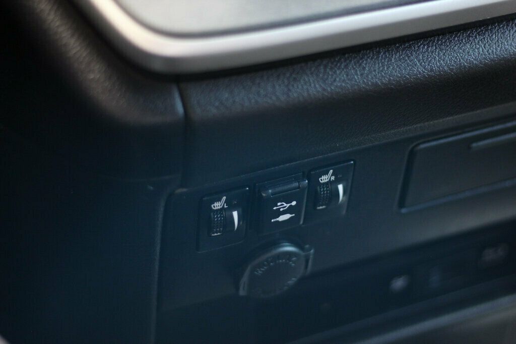 2020 Toyota Sienna SE Premium photo 30