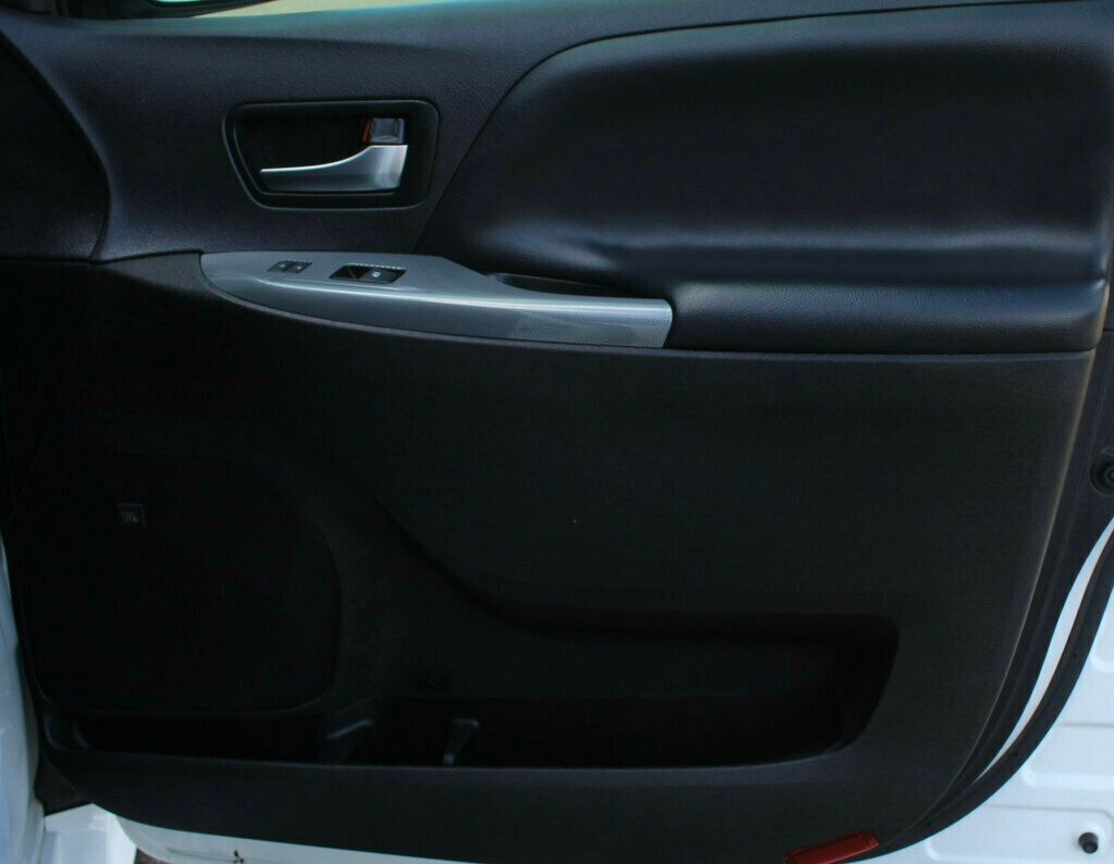2020 Toyota Sienna SE Premium photo 6
