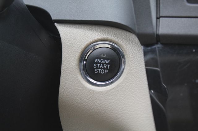 2020 Toyota Sienna AWD XLE LEATHER, MOONROOF NEW  TIRES  - 22870735 - 35