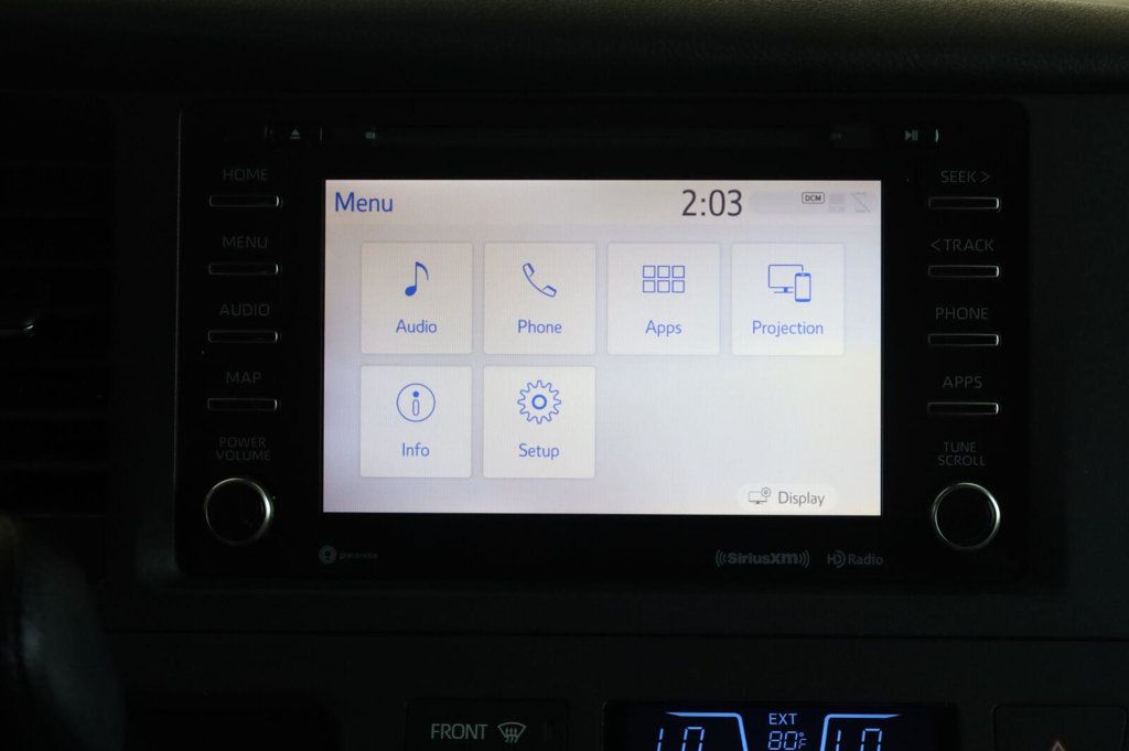Toyota Sienna photo 35