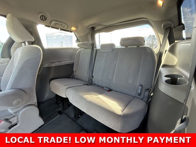 2020 Toyota Sienna LE AWD 7-Passenger - 22721917 - 21